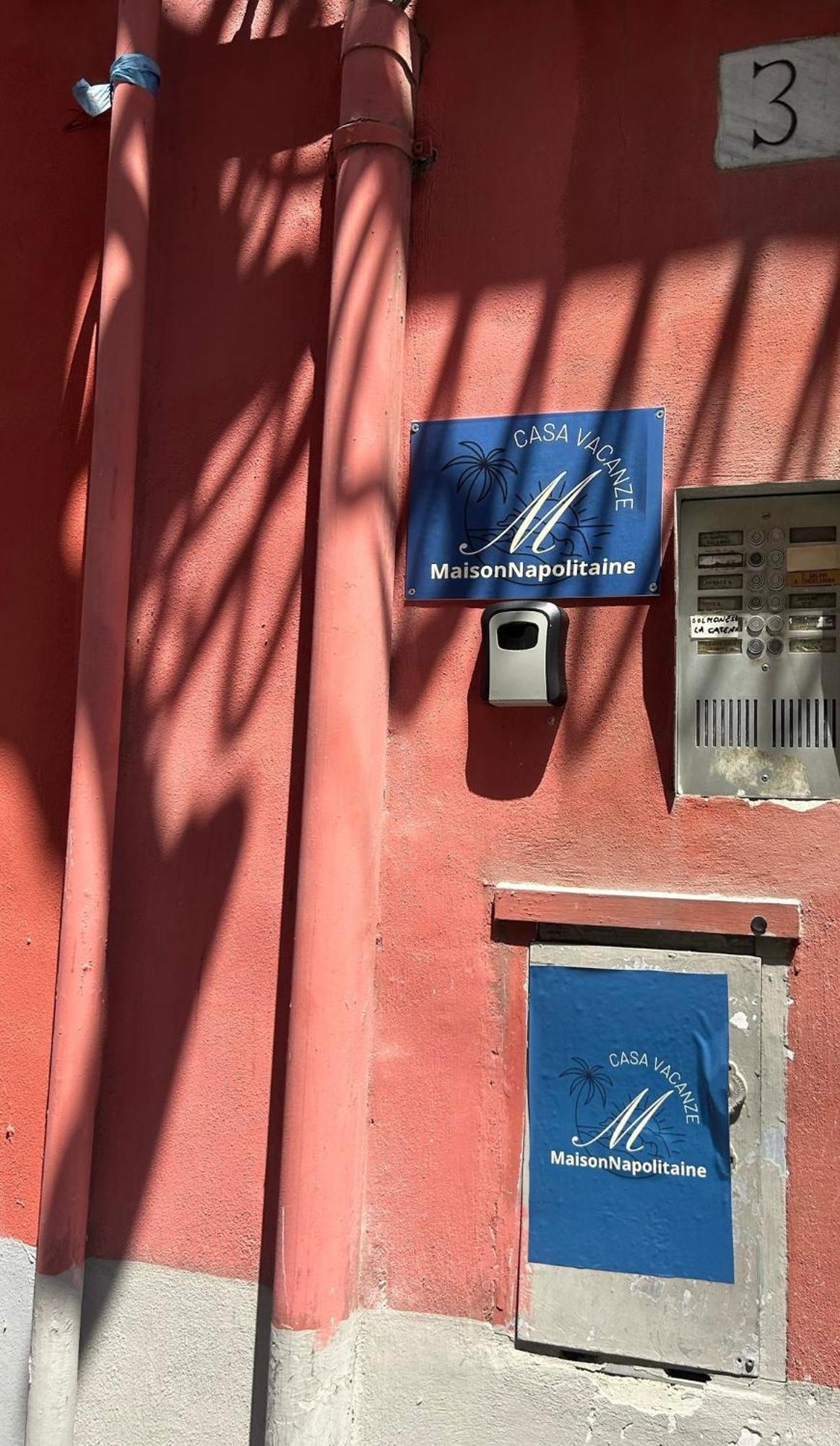 Maison Napolitaine * Napoli